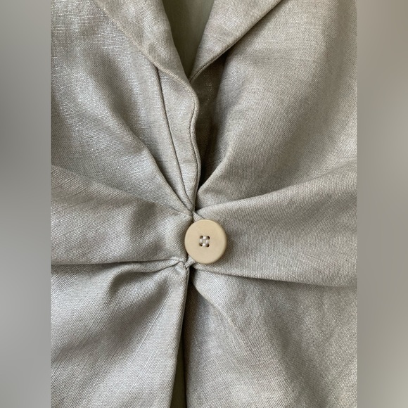 Armani Collezioni Cream Shimmery Button Front Blazer 10 - Picture 3 of 8